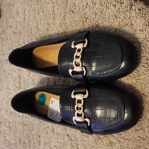 Black Vegan Leather size 7.5 loafers NWT